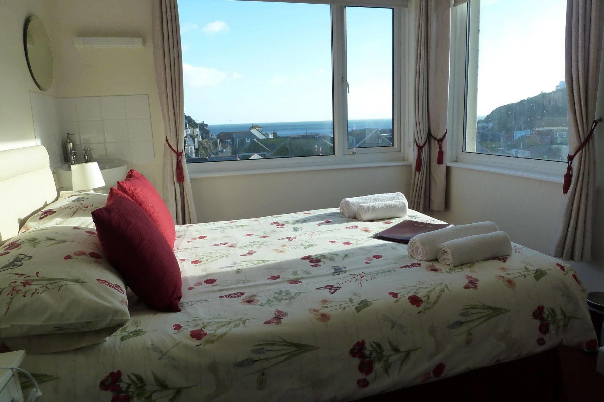 Bed and Breakfast Buckingham House à Mevagissey Extérieur photo
