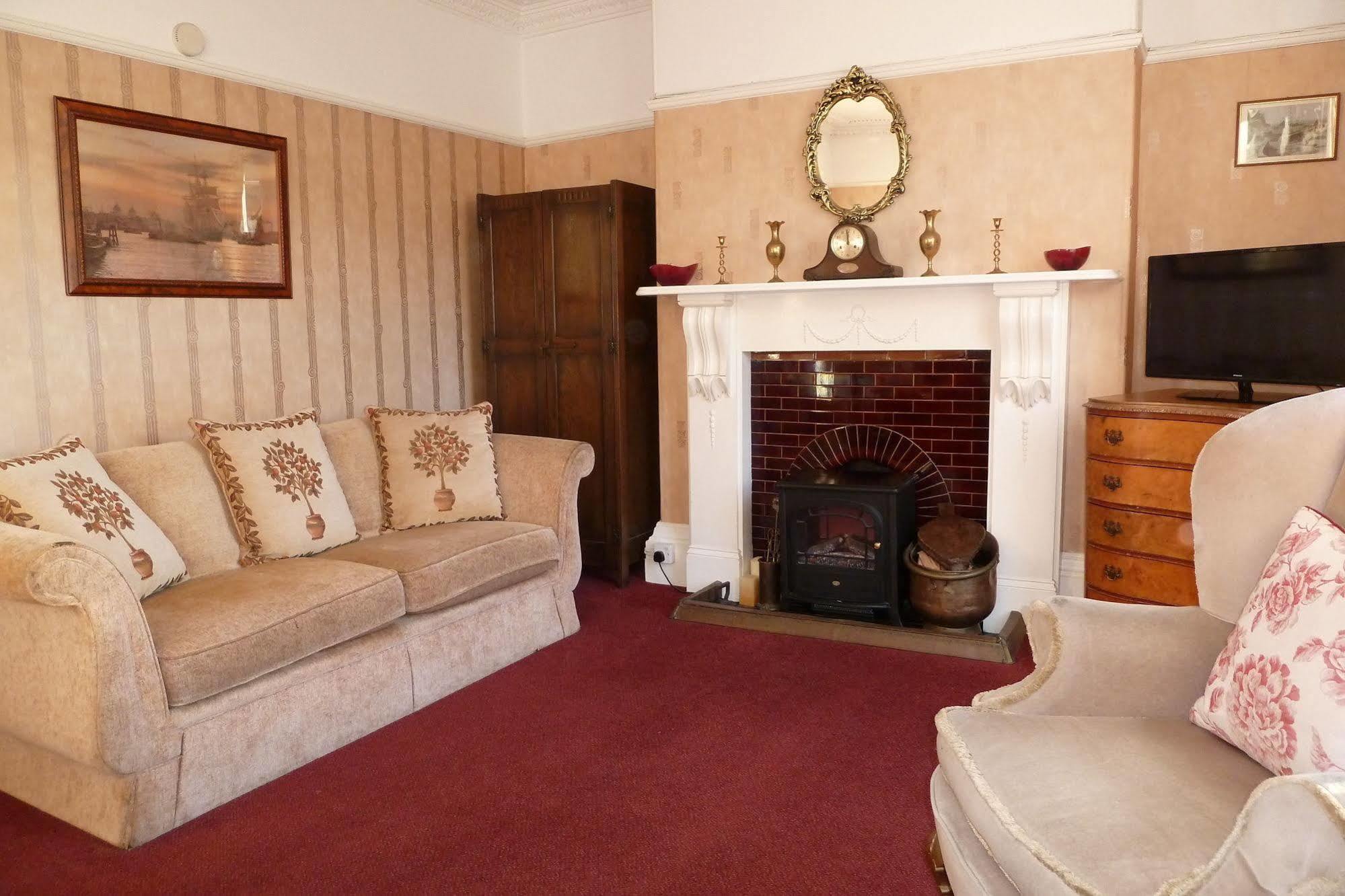 Bed and Breakfast Buckingham House à Mevagissey Extérieur photo